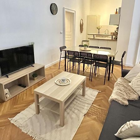 Apartment Mia - Old Town, Ac براتسيلافا المظهر الخارجي الصورة
