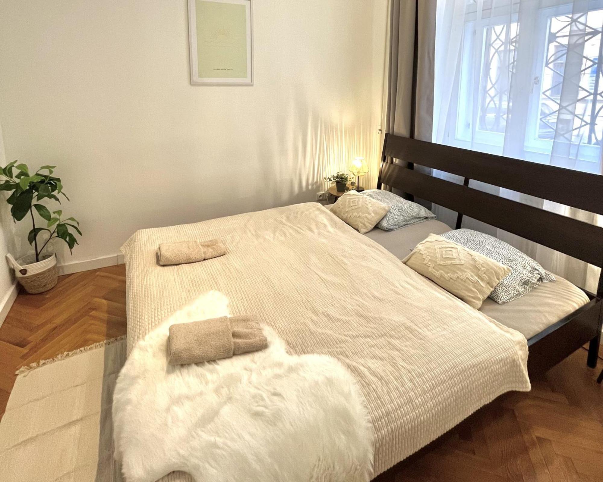 Apartment Mia - Old Town, Ac براتسيلافا المظهر الخارجي الصورة