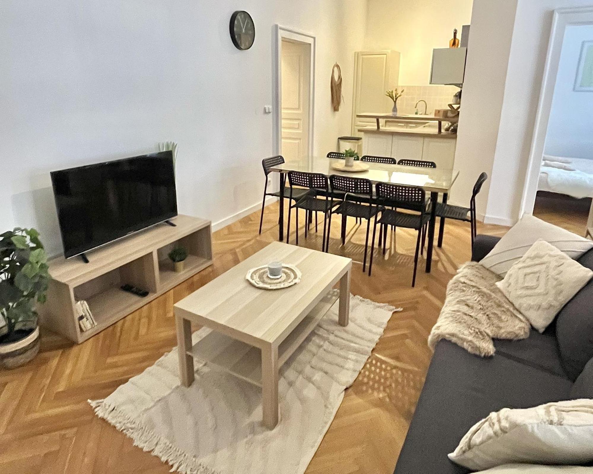 Apartment Mia - Old Town, Ac براتسيلافا المظهر الخارجي الصورة